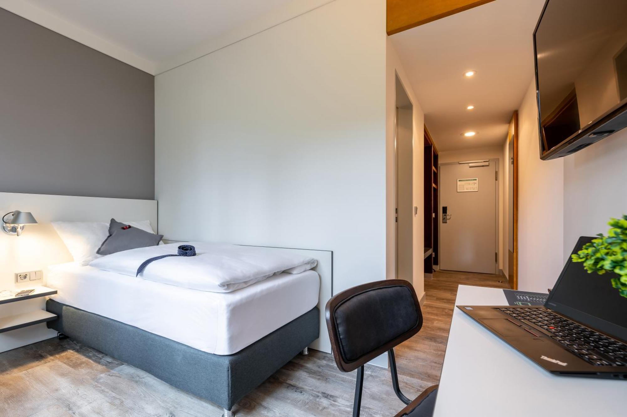 Hotel Leipheim Sued 외부 사진